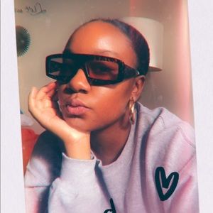 Meet your Posher, Malaika